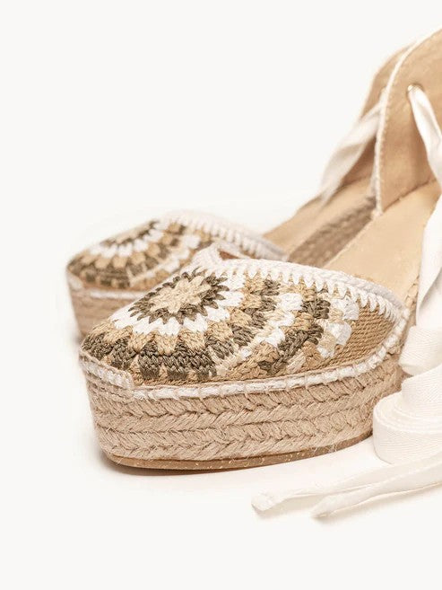 AH - Espadrillas con zeppa media crochet - ecru/naturale/verde militare